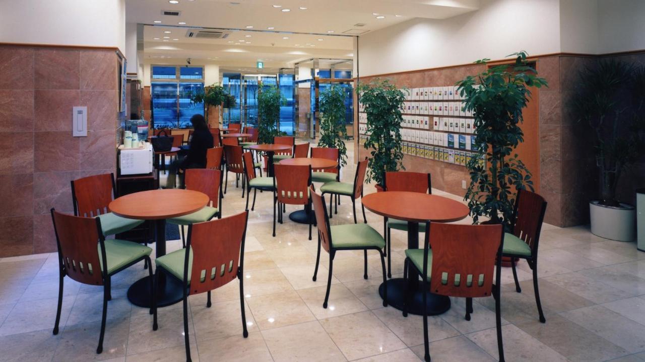 Toyoko Inn Tokyo Ikebukuro Kita-Guchi No.1 Bagian luar foto