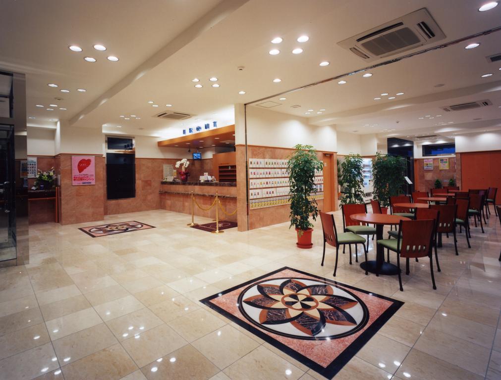 Toyoko Inn Tokyo Ikebukuro Kita-Guchi No.1 Bagian luar foto