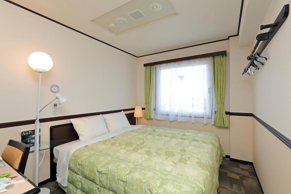Toyoko Inn Tokyo Ikebukuro Kita-Guchi No.1 Bagian luar foto